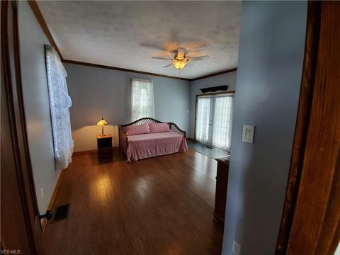 322 High St, Barnesville, OH 43713 photo 14