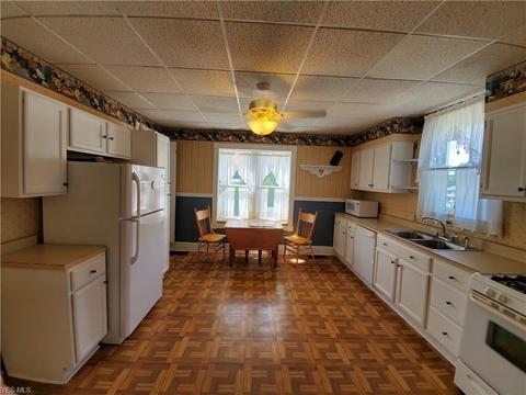 322 High St, Barnesville, OH 43713 photo 12