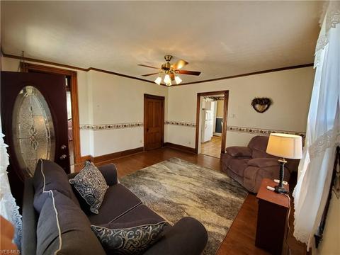 322 High St, Barnesville, OH 43713 photo 9