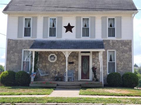 322 High St, Barnesville, OH 43713 photo 1