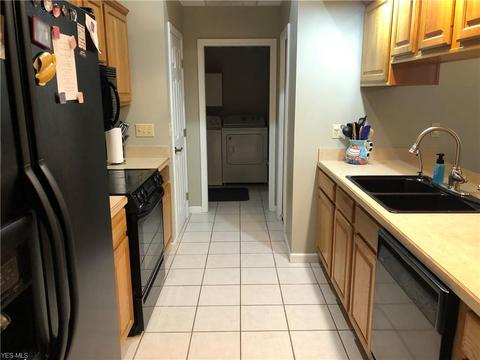 1907 E Waterberry Dr, Huron, OH 44839 photo 9