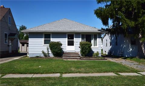 1552 Douglas Rd, Wickliffe, OH 44092 photo 1
