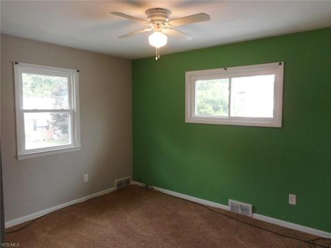 355 E 246th St, Euclid, OH 44123 photo 14