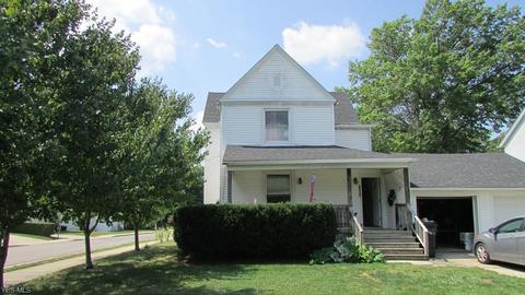 1061 E River St, Elyria, OH 44035 photo 2