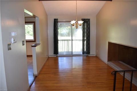 2591 Alan Dr, Willoughby Hills, OH 44092 photo 7