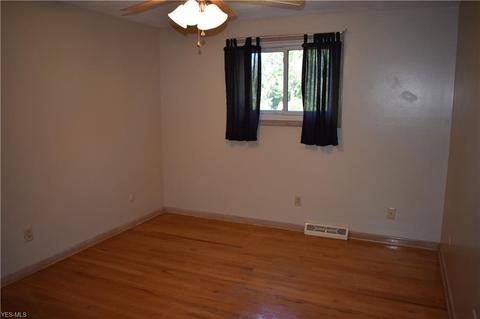 2591 Alan Dr, Willoughby Hills, OH 44092 photo 15