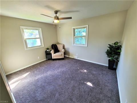 264 White Oak Dr, Elyria, OH 44035 photo 14