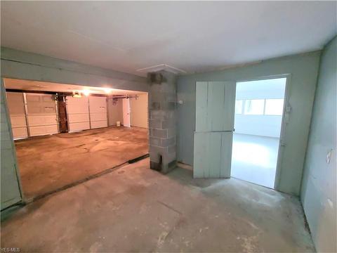 264 White Oak Dr, Elyria, OH 44035 photo 30