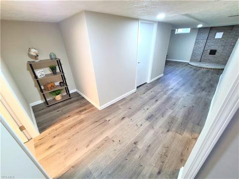 264 White Oak Dr, Elyria, OH 44035 photo 18