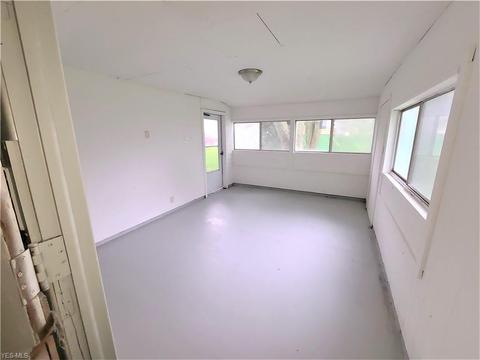 264 White Oak Dr, Elyria, OH 44035 photo 31