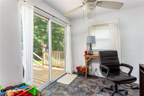 4843 Elyria Ave, Lorain, OH 44055 photo 17