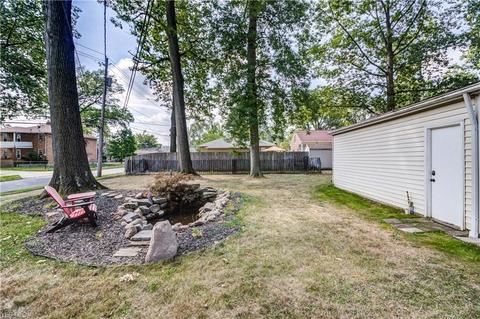 1007 Brookview Blvd, Parma, OH 44134 photo 7