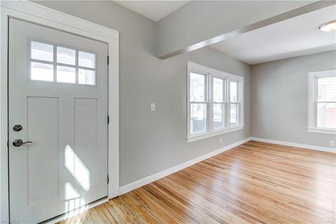 517 Ohio St, Elyria, OH 44035 photo 11