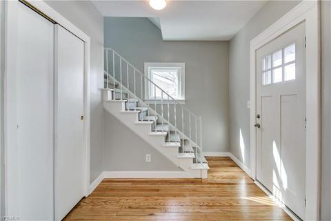517 Ohio St, Elyria, OH 44035 photo 9
