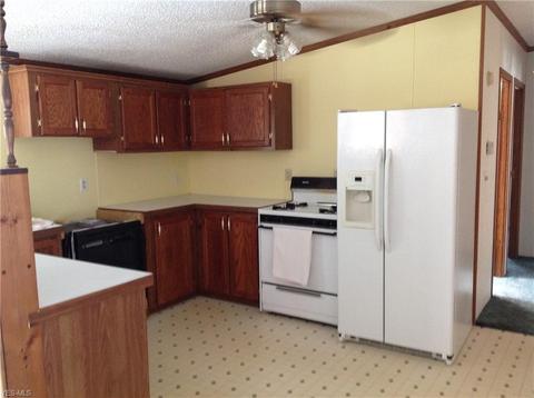 17807 1st St, Beloit, OH 44609 photo 6
