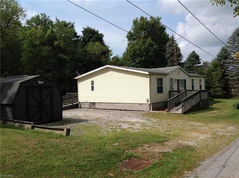 17807 1st St, Beloit, OH 44609 photo 3