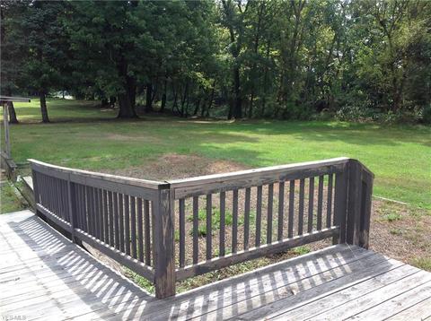 17807 1st St, Beloit, OH 44609 photo 4