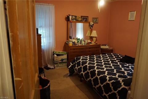 690 E 240th St, Euclid, OH 44123 photo 15