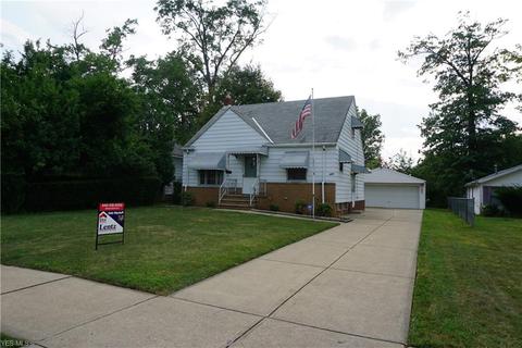 690 E 240th St, Euclid, OH 44123 photo 2