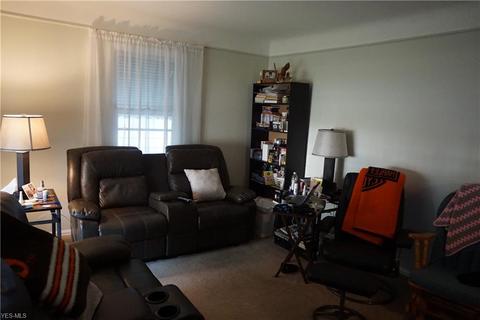 690 E 240th St, Euclid, OH 44123 photo 13