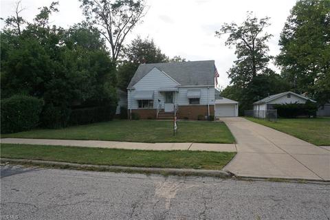690 E 240th St, Euclid, OH 44123 photo 1