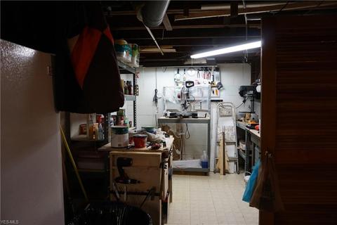 690 E 240th St, Euclid, OH 44123 photo 26