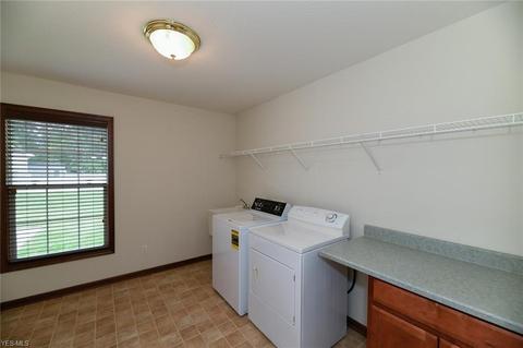 4384 Shannon Dr, Rootstown, OH 44272 photo 12