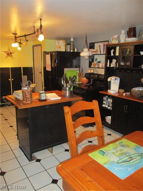 1431 Carson Rd, Ashtabula, OH 44004 photo 8