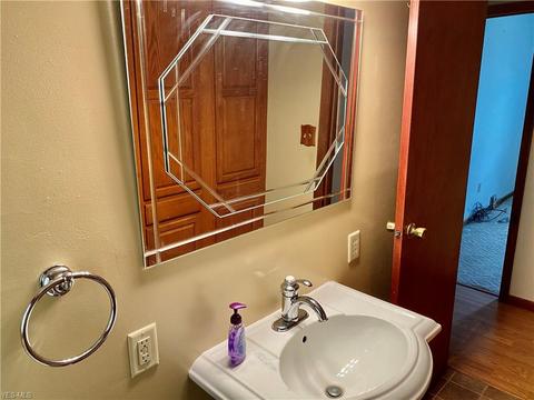 728 N 3rd St, Dennison, OH 44621 photo 9