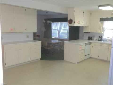 218 E 12th St, Dover, OH 44622 photo 13