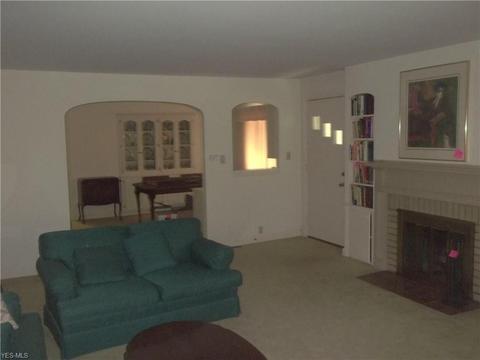 218 E 12th St, Dover, OH 44622 photo 10
