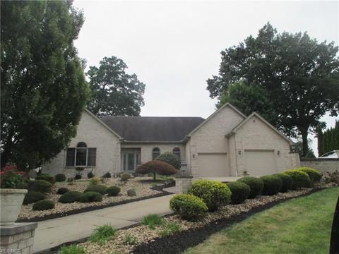 108 Forest Creek Dr, Struthers, OH 44471 photo 1