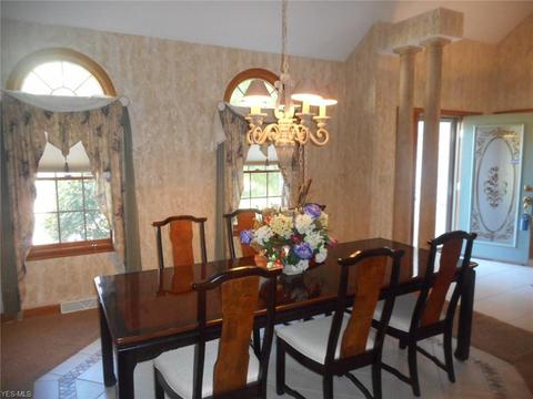 108 Forest Creek Dr, Struthers, OH 44471 photo 10