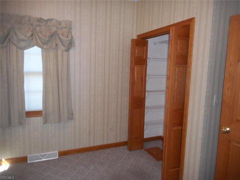 108 Forest Creek Dr, Struthers, OH 44471 photo 16
