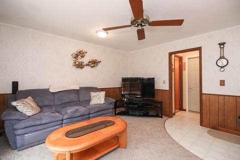 5400 Sandy Hook Dr, Parma, OH 44134 photo 18