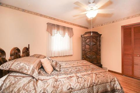 5400 Sandy Hook Dr, Parma, OH 44134 photo 24