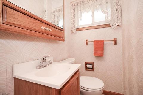 5400 Sandy Hook Dr, Parma, OH 44134 photo 19