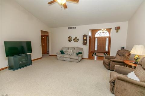 41113 Mills Cir, Lagrange, OH 44050 photo 8