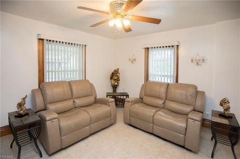 1963 E 30th St, Lorain, OH 44055 photo 6