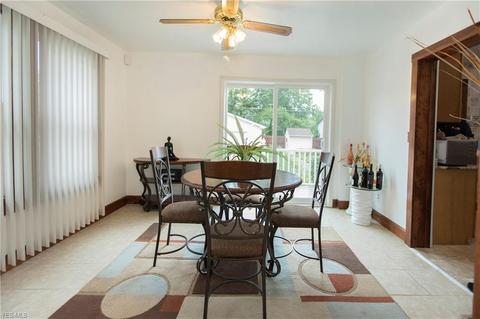1963 E 30th St, Lorain, OH 44055 photo 9