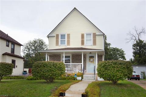 1963 E 30th St, Lorain, OH 44055 photo 2
