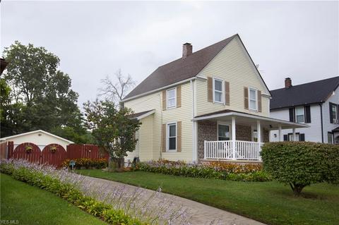 1963 E 30th St, Lorain, OH 44055 photo 1
