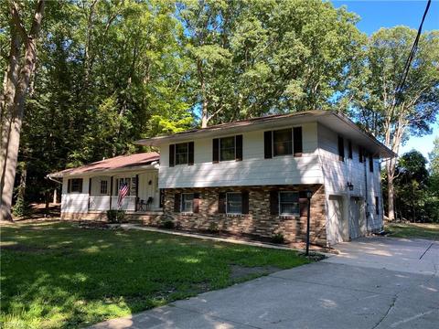 4638 Diane Dr, Ashtabula, OH 44004 photo 1