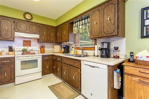 6336 Baldwin Blvd, Lorain, OH 44053 photo 18