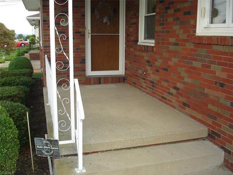 602 W Harvey St, Struthers, OH 44471 photo 11