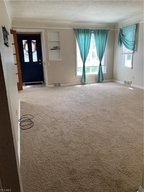 6202 Belmere Dr, Parma, OH 44129 photo 8