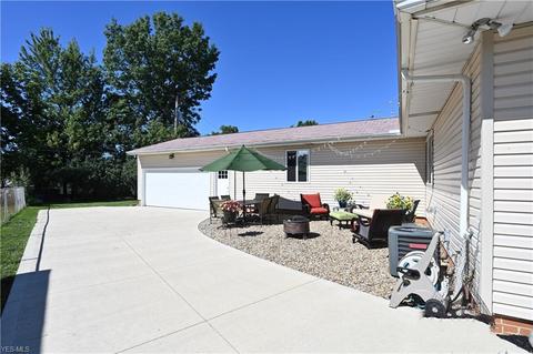 7585 Selwick Dr, Parma, OH 44129 photo 33