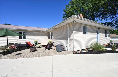 7585 Selwick Dr, Parma, OH 44129 photo 31