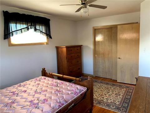 11575 Ronald Dr, Parma, OH 44130 photo 9