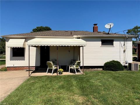 11575 Ronald Dr, Parma, OH 44130 photo 17